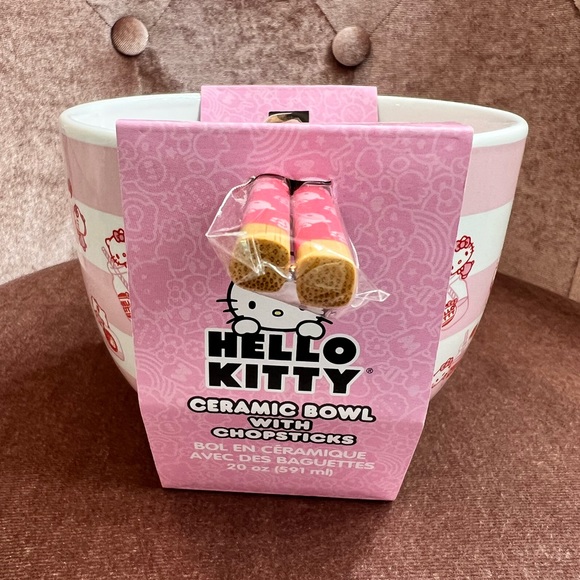 Hello Kitty Ceramic Bowl - Picture 3 of 5